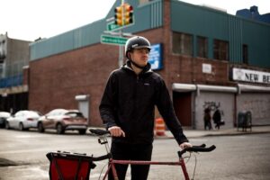 http://gothamist.com/2017/03/31/cyclists_red_lights_tickets.php